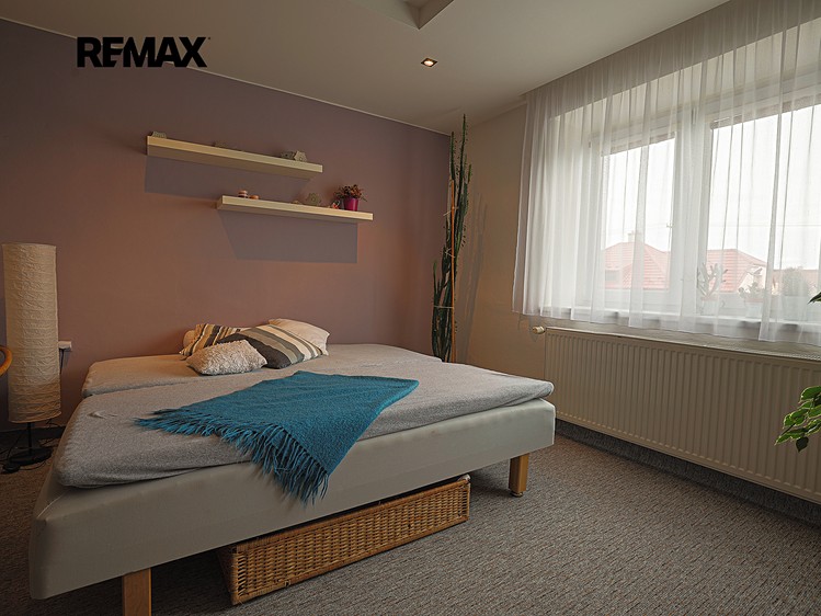 Prodej  vícegeneračního domu 600 m², pozemek 1 493 m² - foto 7