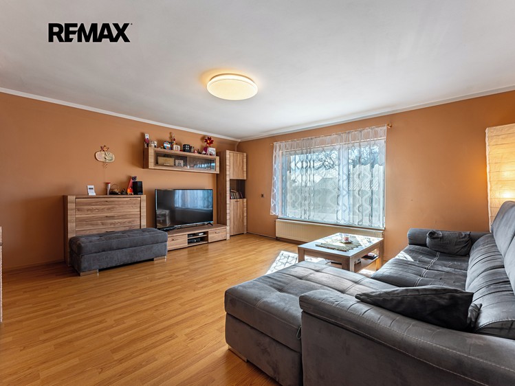 Prodej rodinného domu 147 m², pozemek 859 m² - foto 8