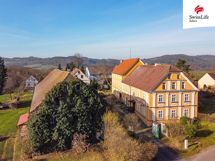Prodej rodinného domu 620 m², pozemek 6 217 m² - foto 1