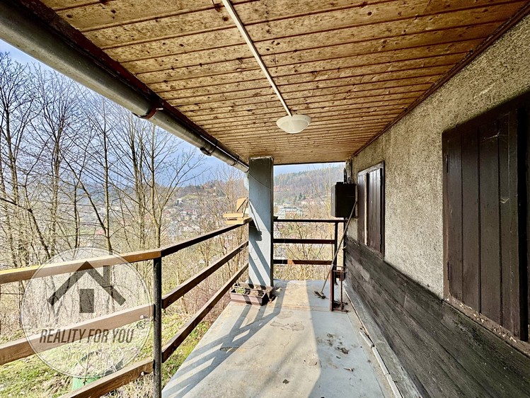 Prodej chaty 45 m², pozemek 30 m² - foto 2
