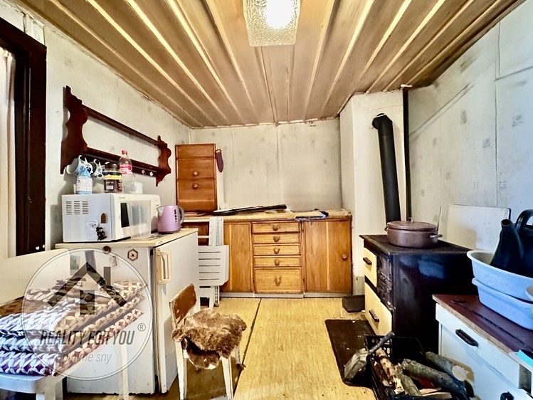 Prodej chaty 45 m², pozemek 30 m² - foto 4