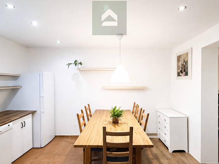 Prodej rodinného domu 105 m², pozemek 1 086 m² - foto 5