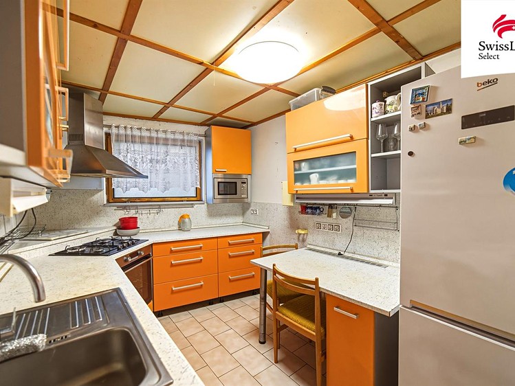 Prodej  rodinného domu 124 m², pozemek 242 m² - foto 3