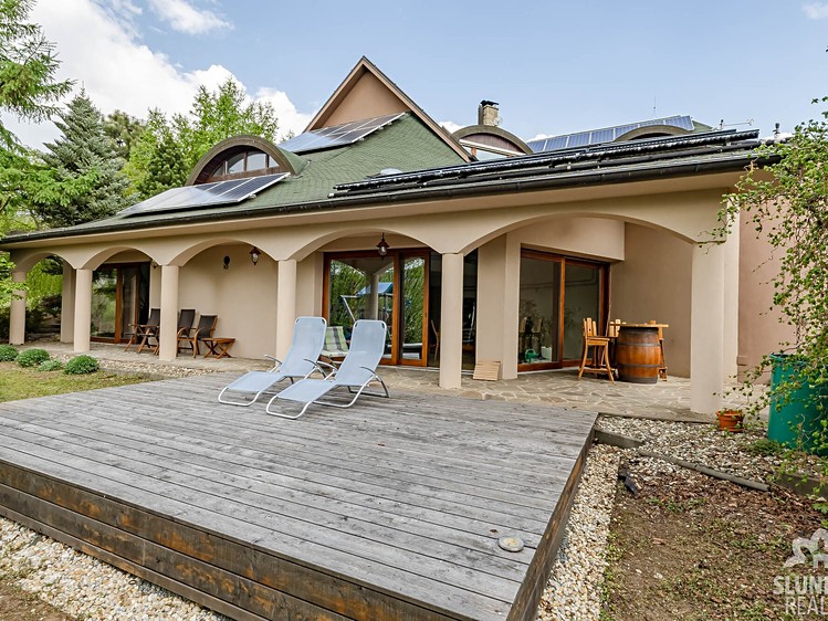 Prodej vily 760 m², pozemek 4 224 m² - foto 6