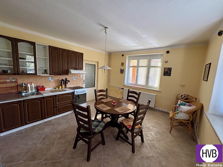 Prodej rodinného domu 150 m², pozemek 690 m² - foto 6