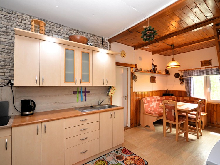 Prodej chaty 83 m², pozemek 476 m² - foto 4