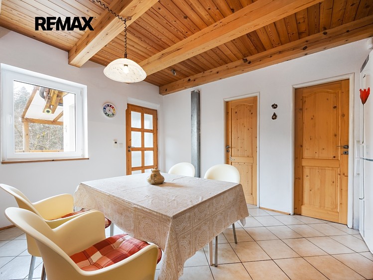 Prodej chaty 93 m², pozemek 654 m² - foto 8