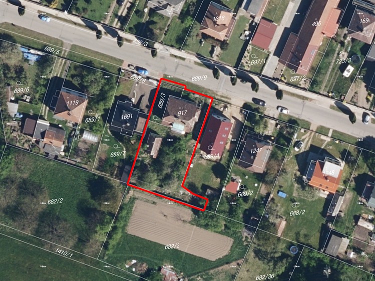 Prodej rodinného domu 146 m², pozemek 882 m² - foto 2