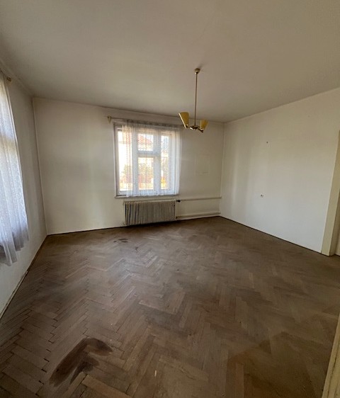 Prodej rodinného domu 146 m², pozemek 882 m² - foto 8