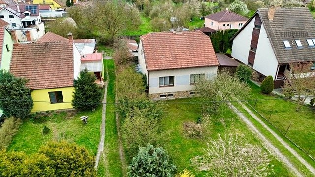 Prodej rodinného domu 188 m², pozemek 750 m² - foto 2