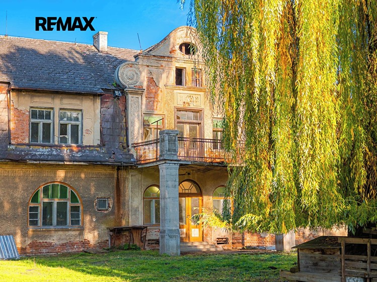 Prodej památky 420 m², pozemek 2 411 m² - foto 3