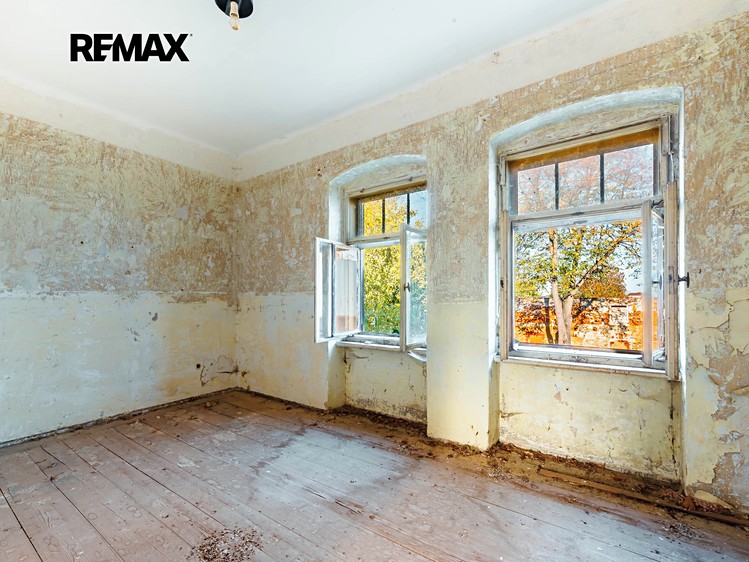 Prodej památky 420 m², pozemek 2 411 m² - foto 8