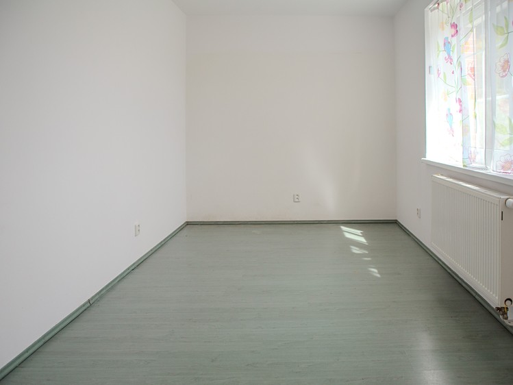 Prodej rodinného domu 240 m², pozemek 745 m² - foto 7