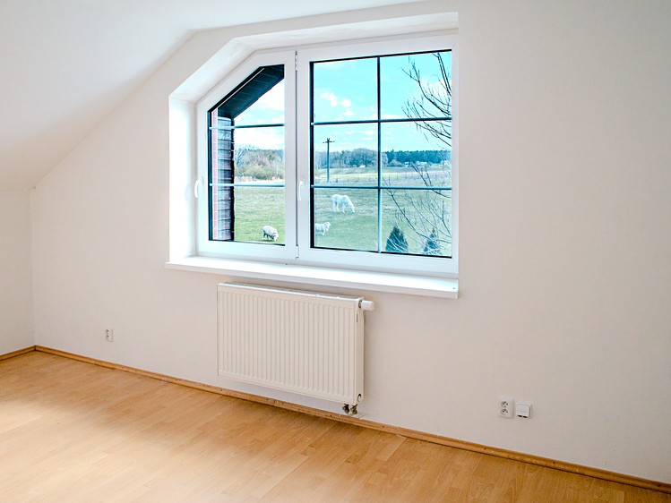 Prodej rodinného domu 240 m², pozemek 745 m² - foto 8