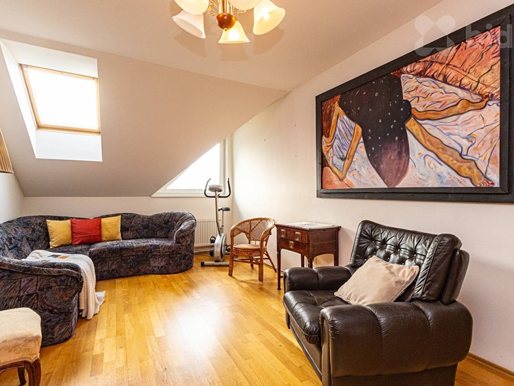 Prodej rodinného domu 131 m², pozemek 281 m² - foto 3