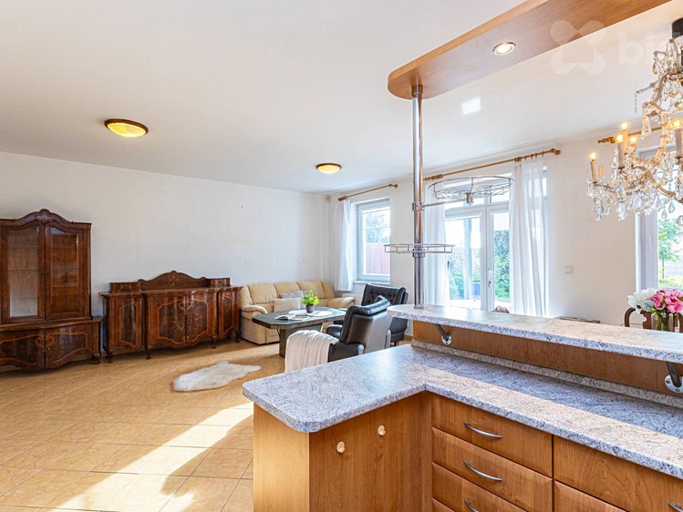 Prodej rodinného domu 131 m², pozemek 281 m² - foto 8