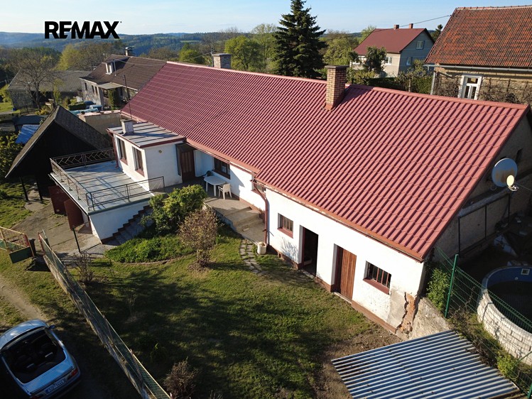 Prodej rodinného domu 144 m², pozemek 822 m² - foto 3