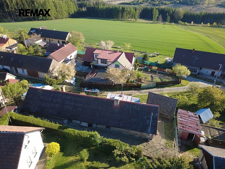 Prodej rodinného domu 144 m², pozemek 822 m² - foto 5