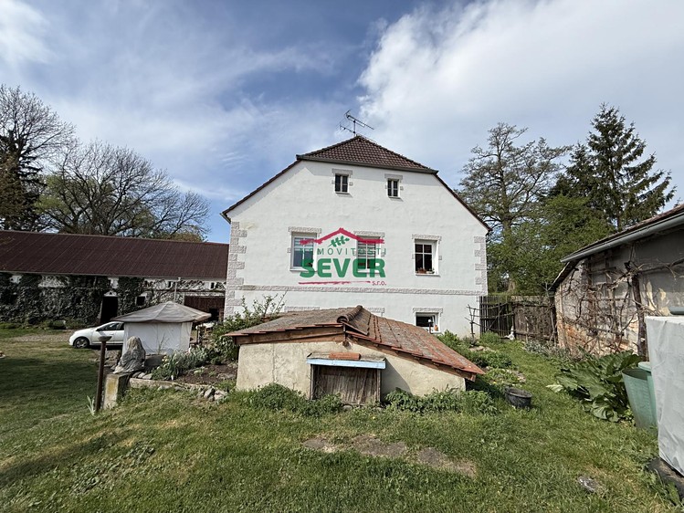 Prodej rodinného domu 3 229 m², pozemek 3 229 m² - foto 2
