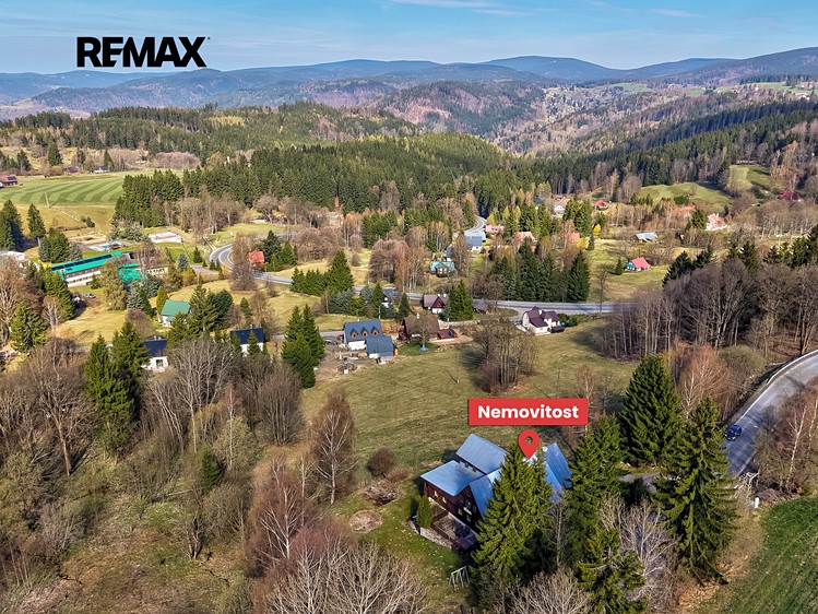 Prodej rodinného domu 271 m², pozemek 5 655 m² - foto 4