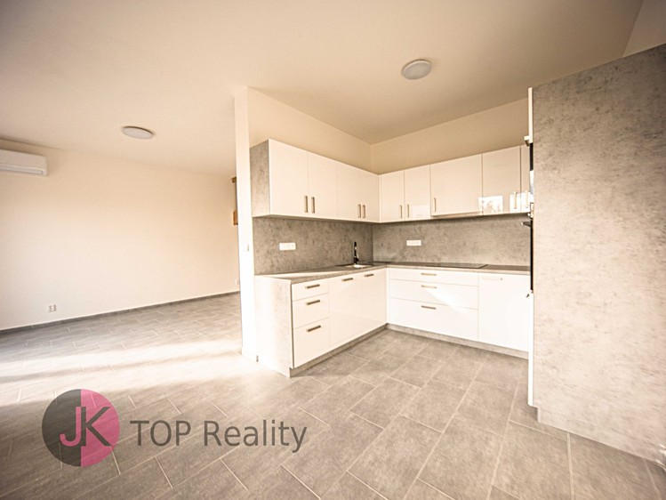 Prodej rodinného domu 100 m², pozemek 157 m² - foto 1