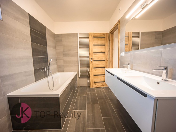 Prodej rodinného domu 100 m², pozemek 157 m² - foto 7