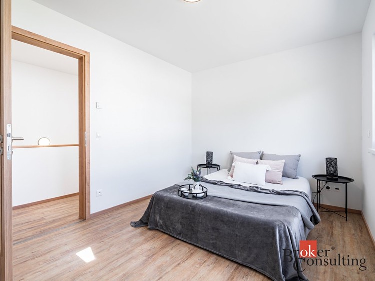 Prodej  rodinného domu 119 m², pozemek 348 m² - foto 8