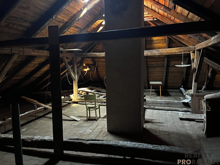 Prodej rodinného domu 250 m², pozemek 176 m² - foto 8
