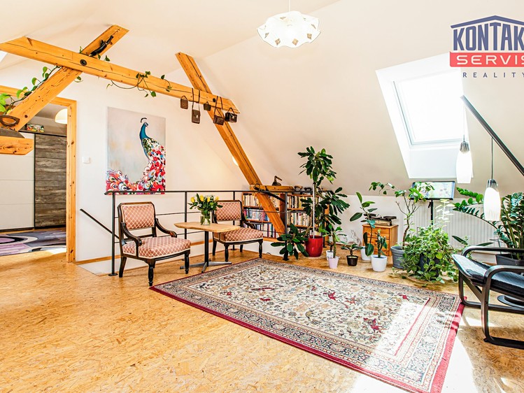 Prodej rodinného domu 160 m², pozemek 1 633 m² - foto 5