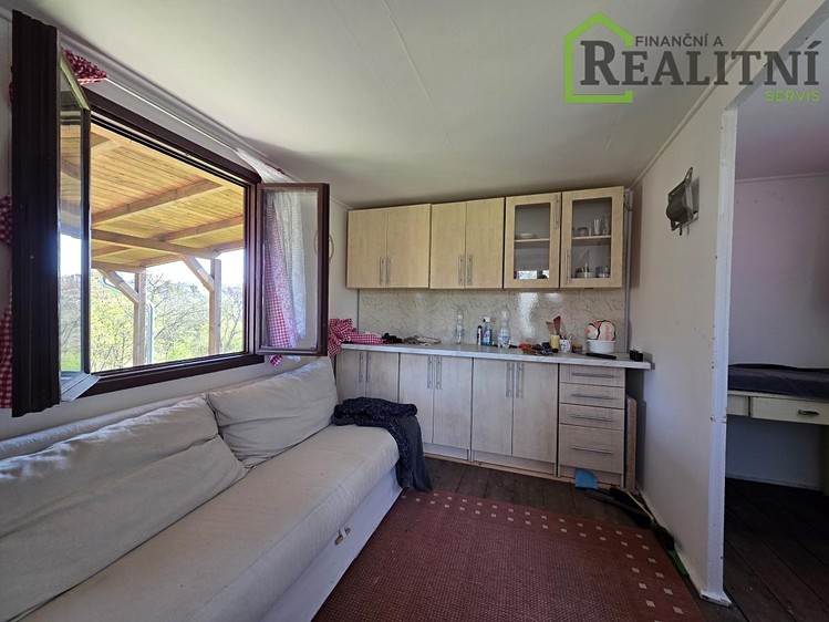 Prodej chaty 16 m², pozemek 470 m² - foto 2
