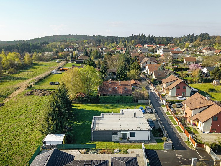 Prodej rodinného domu 130 m², pozemek 951 m² - foto 6