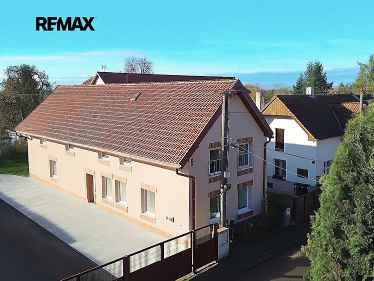 Prodej  rodinného domu 235 m², pozemek 380 m² - foto 4