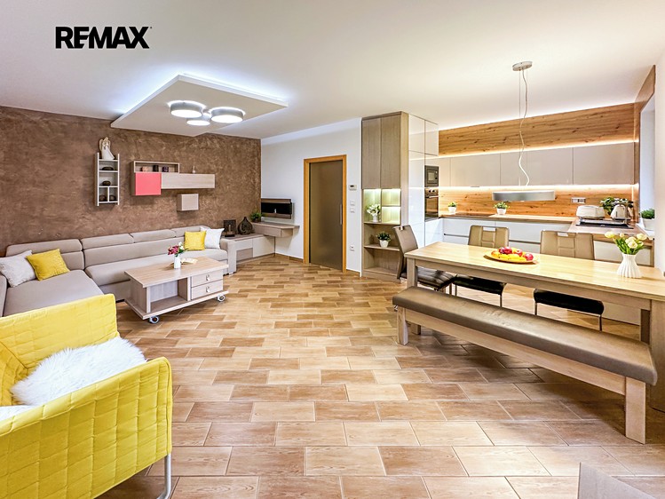 Prodej  rodinného domu 123 m², pozemek 868 m² - foto 3