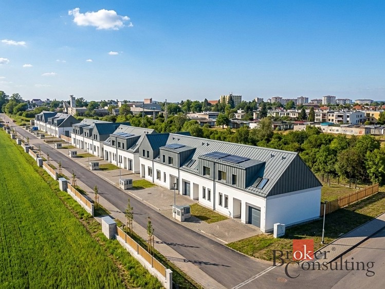 Prodej rodinného domu 128 m², pozemek 271 m² - foto 1