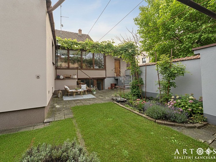 Prodej rodinného domu 110 m², pozemek 447 m² - foto 5