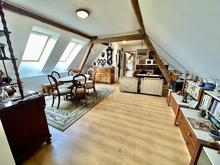 Prodej rodinného domu 135 m², pozemek 1 670 m² - foto 5