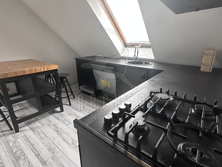Prodej  rodinného domu 174 m², pozemek 901 m² - foto 8