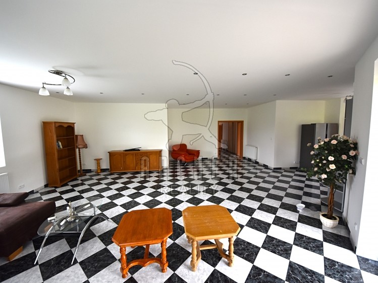 Prodej rodinného domu 240 m², pozemek 715 m² - foto 6