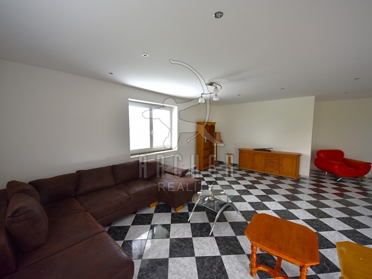 Prodej rodinného domu 240 m², pozemek 715 m² - foto 8