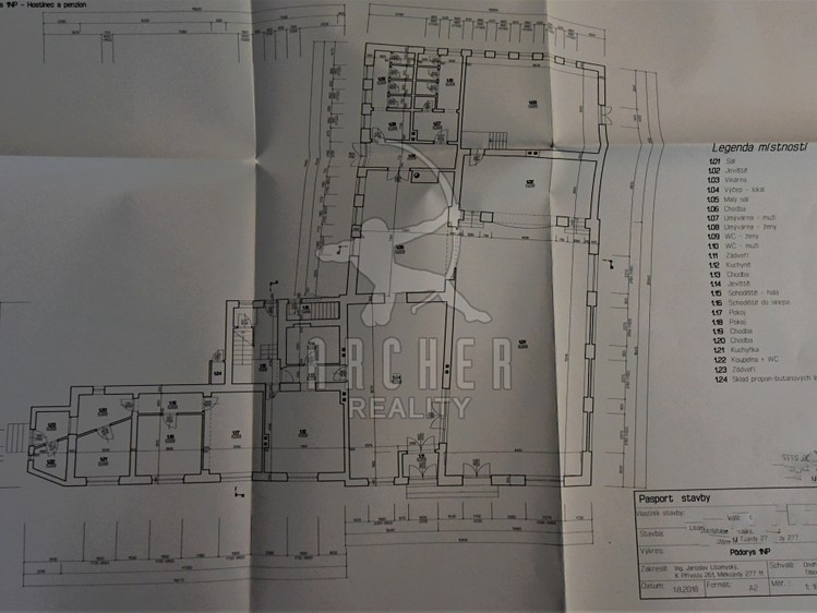 Prodej rodinného domu 770 m², pozemek 1 076 m² - foto 4