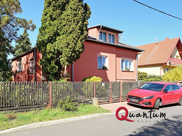 Prodej rodinného domu 169 m², pozemek 1 350 m² - foto 1