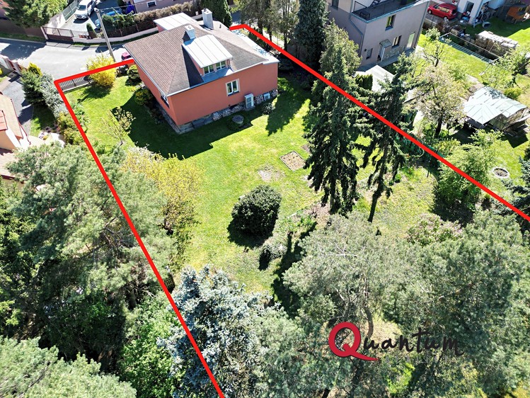 Prodej rodinného domu 169 m², pozemek 1 350 m² - foto 5