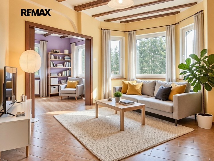 Prodej  rodinného domu 238 m², pozemek 1 042 m² - foto 4