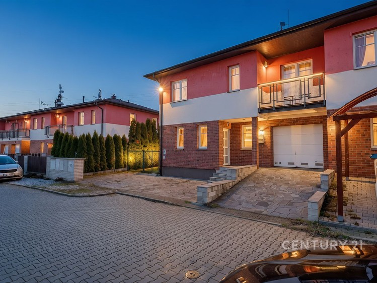Prodej rodinného domu 153 m², pozemek 359 m² - foto 4