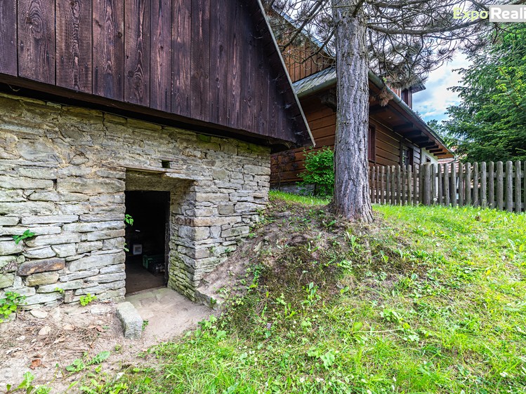 Prodej rodinného domu 125 m², pozemek 2 335 m² - foto 5