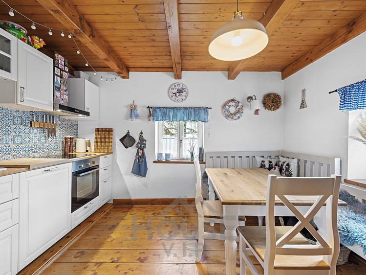 Prodej chaty 138 m², pozemek 1 276 m² - foto 5