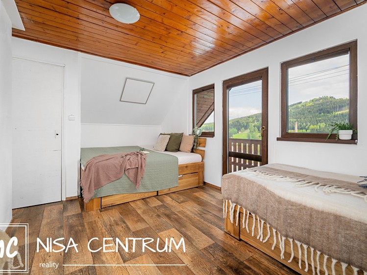Prodej rodinného domu 150 m², pozemek 576 m² - foto 8