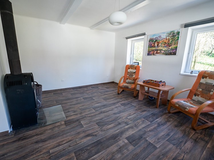 Prodej rodinného domu 110 m², pozemek 696 m² - foto 4