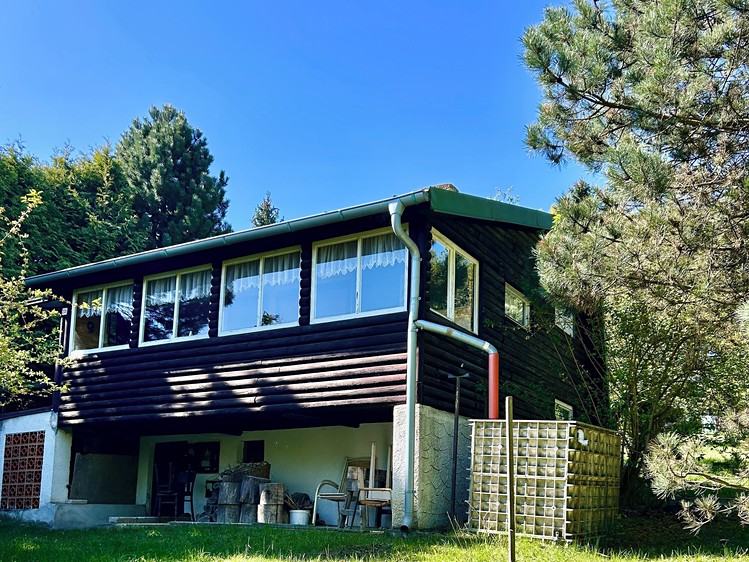Prodej chaty 45 m², pozemek 877 m² - foto 1