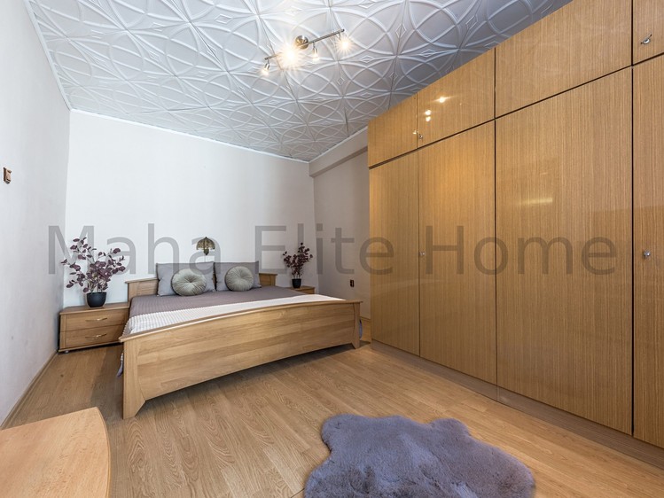 Prodej  rodinného domu 241 m², pozemek 163 m² - foto 3